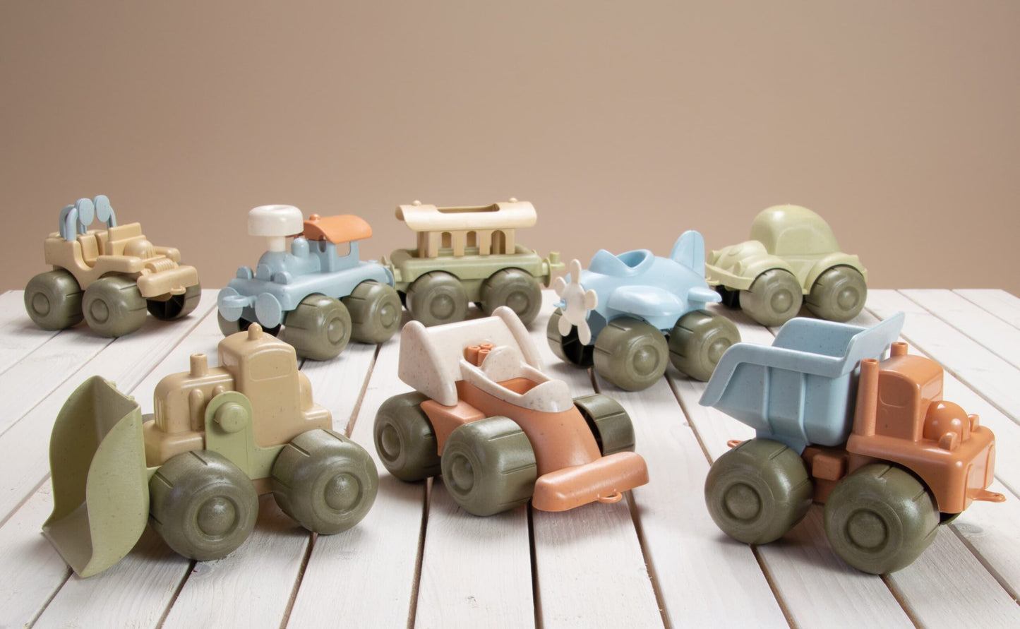 Set 4 Vehicule de Plajă și Nisip – Jucărie Eco 2 ani+